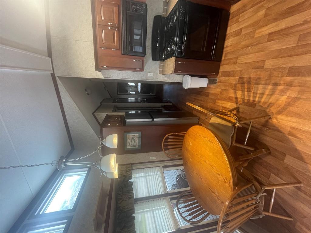 19-2633 Squilax Anglemont Road, Lee Creek, BC