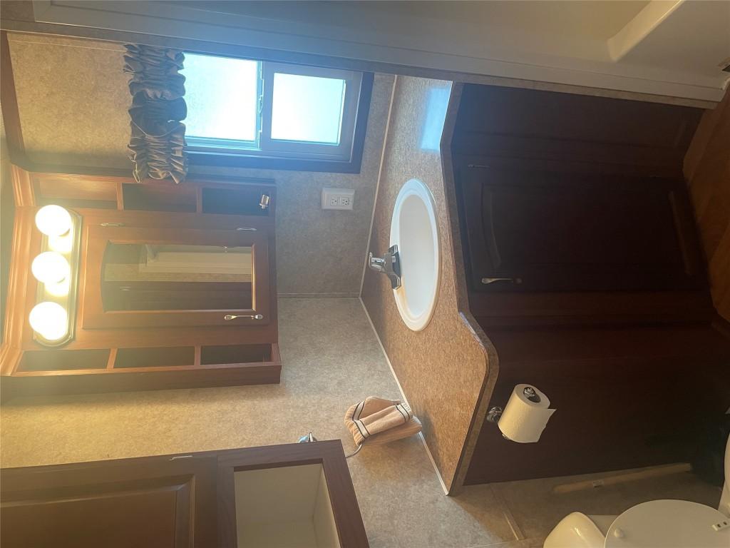 19-2633 Squilax Anglemont Road, Lee Creek, BC