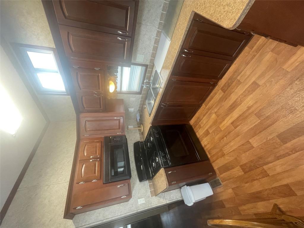 19-2633 Squilax Anglemont Road, Lee Creek, BC