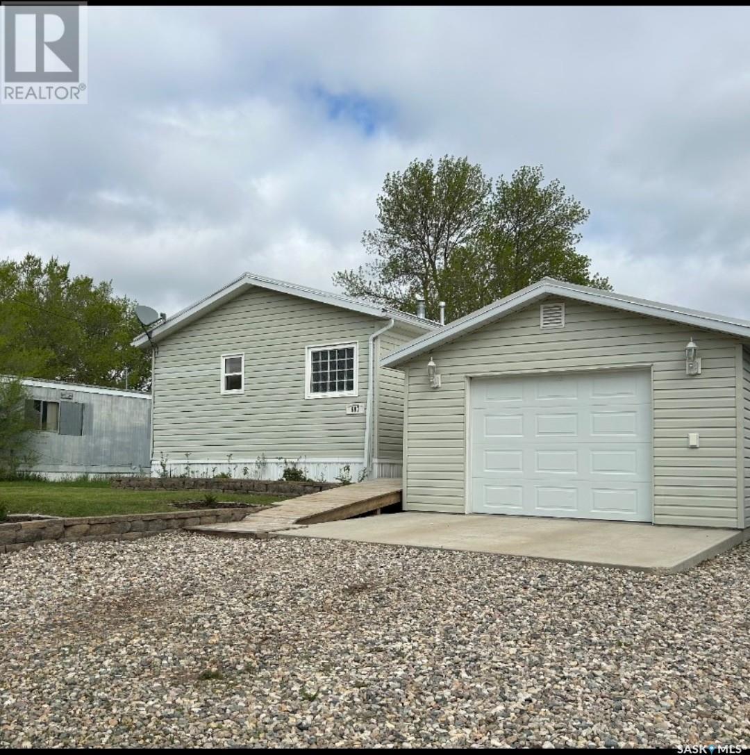 607 Beharrel Street, Oxbow, SK