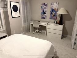 2nd bedroom with Queen Murphy Bed open -
