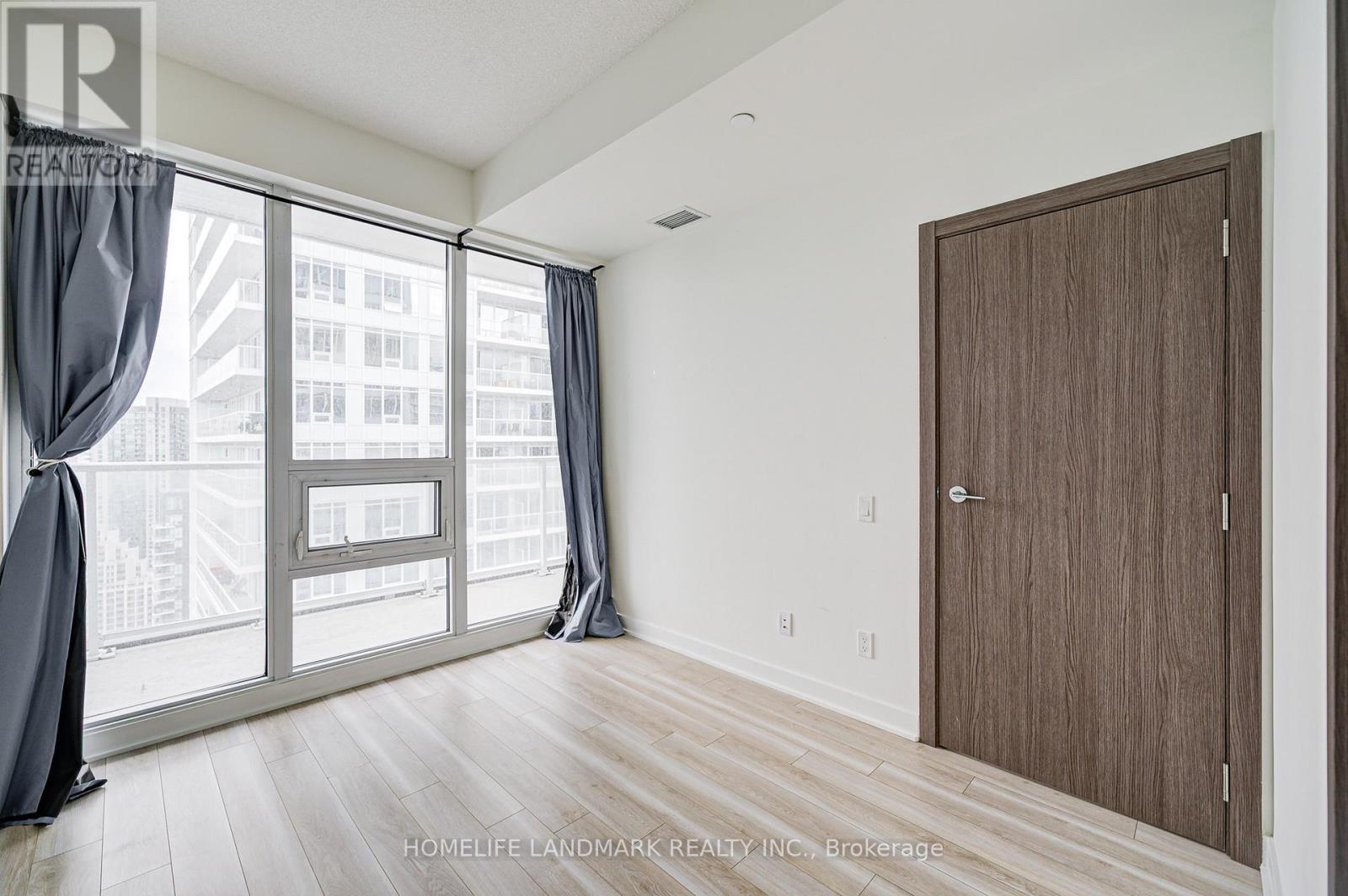 3703 - 17 Bathurst Street, Toronto, ON - Indoor Photo Showing Other Room