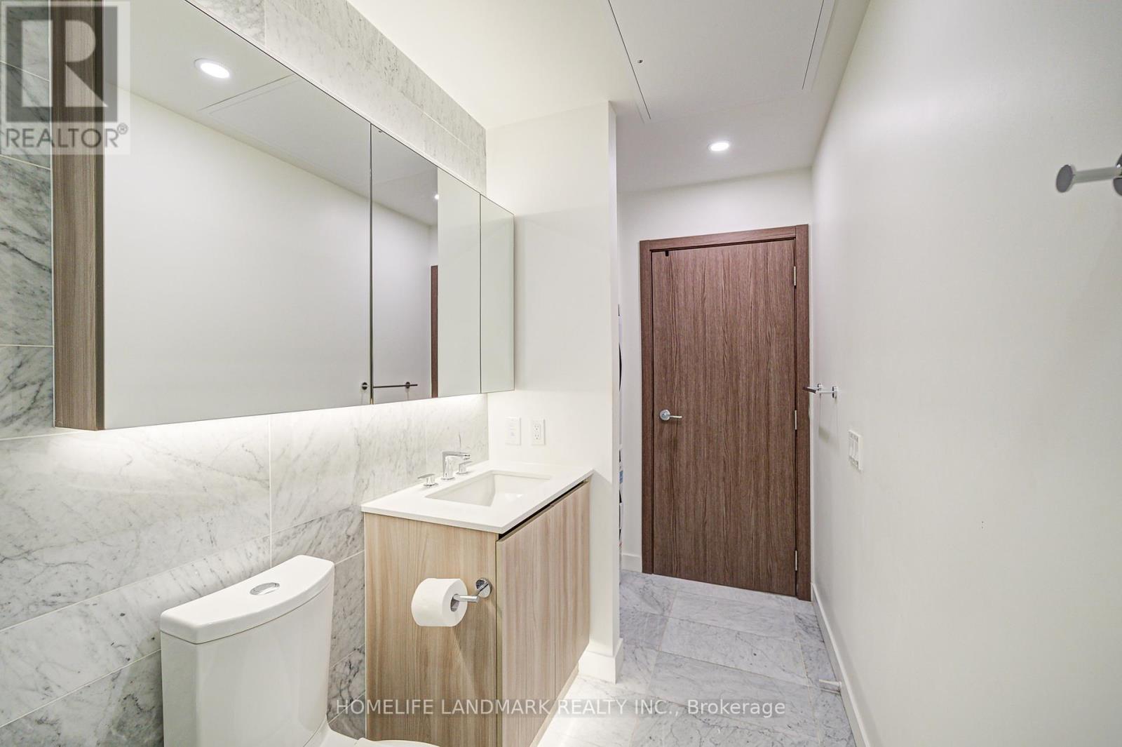 3703 - 17 Bathurst Street, Toronto, ON - Indoor Photo Showing Bathroom