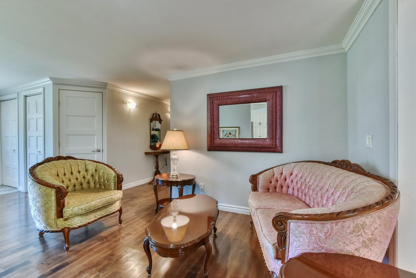 Salon - 14 Rue Duperré, Brownsburg-Chatham, QC - Indoor Photo Showing Living Room
