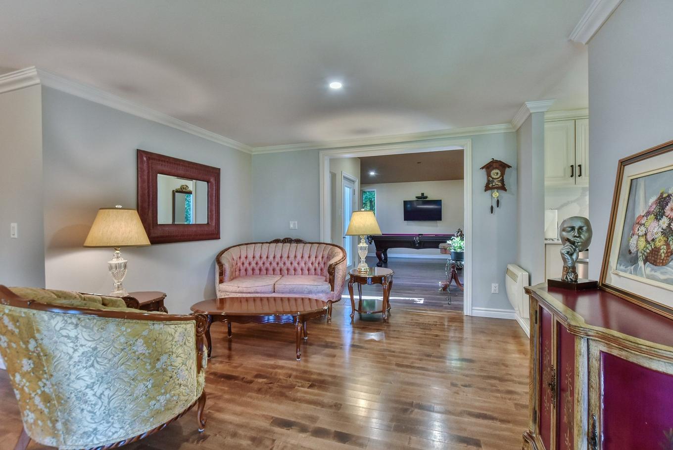 Salon - 14 Rue Duperré, Brownsburg-Chatham, QC - Indoor Photo Showing Living Room