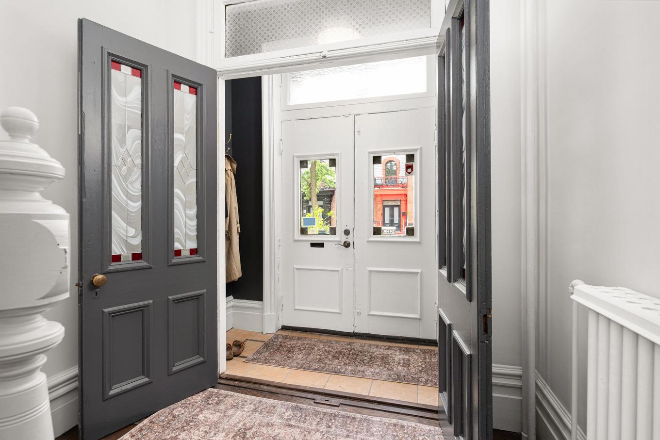 Hall d'entrée/Vestibule - 3982 Av. Laval, Montréal (Le Plateau-Mont-Royal), QC