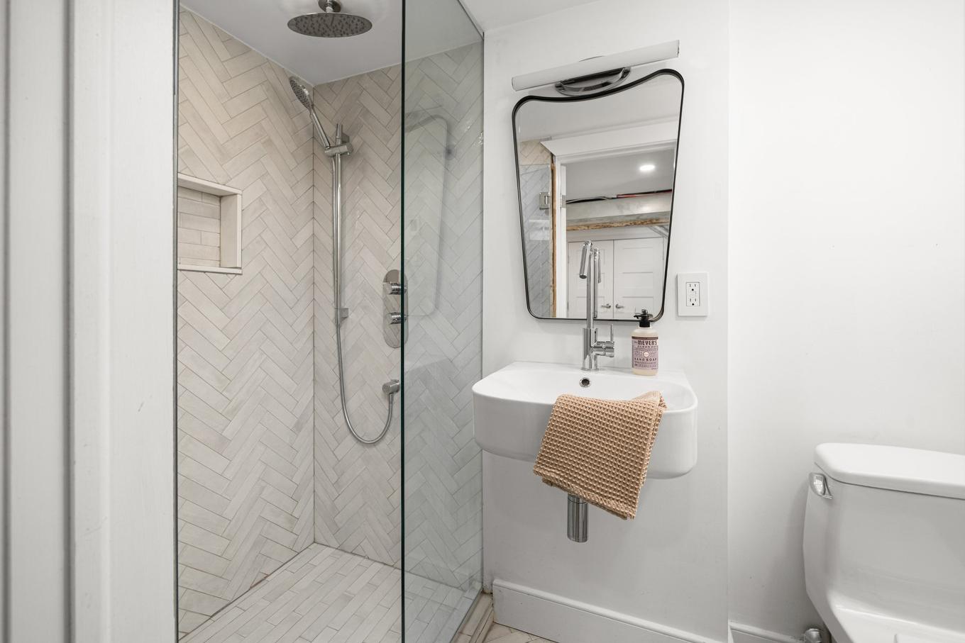 Salle de bains - 3982 Av. Laval, Montréal (Le Plateau-Mont-Royal), QC