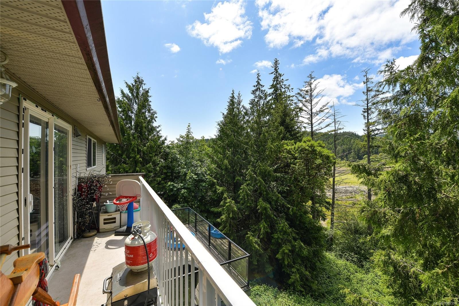 A & B-3232 Loledo Pl, Langford, BC - Outdoor