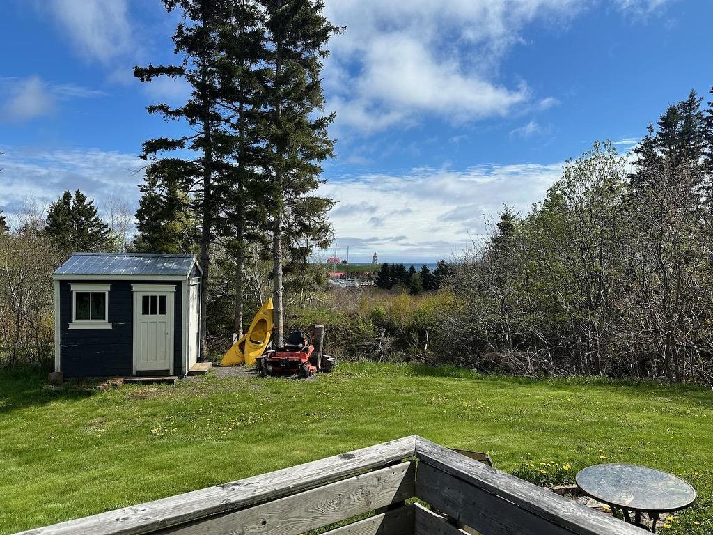 33 Knights Avenue, Souris, PE