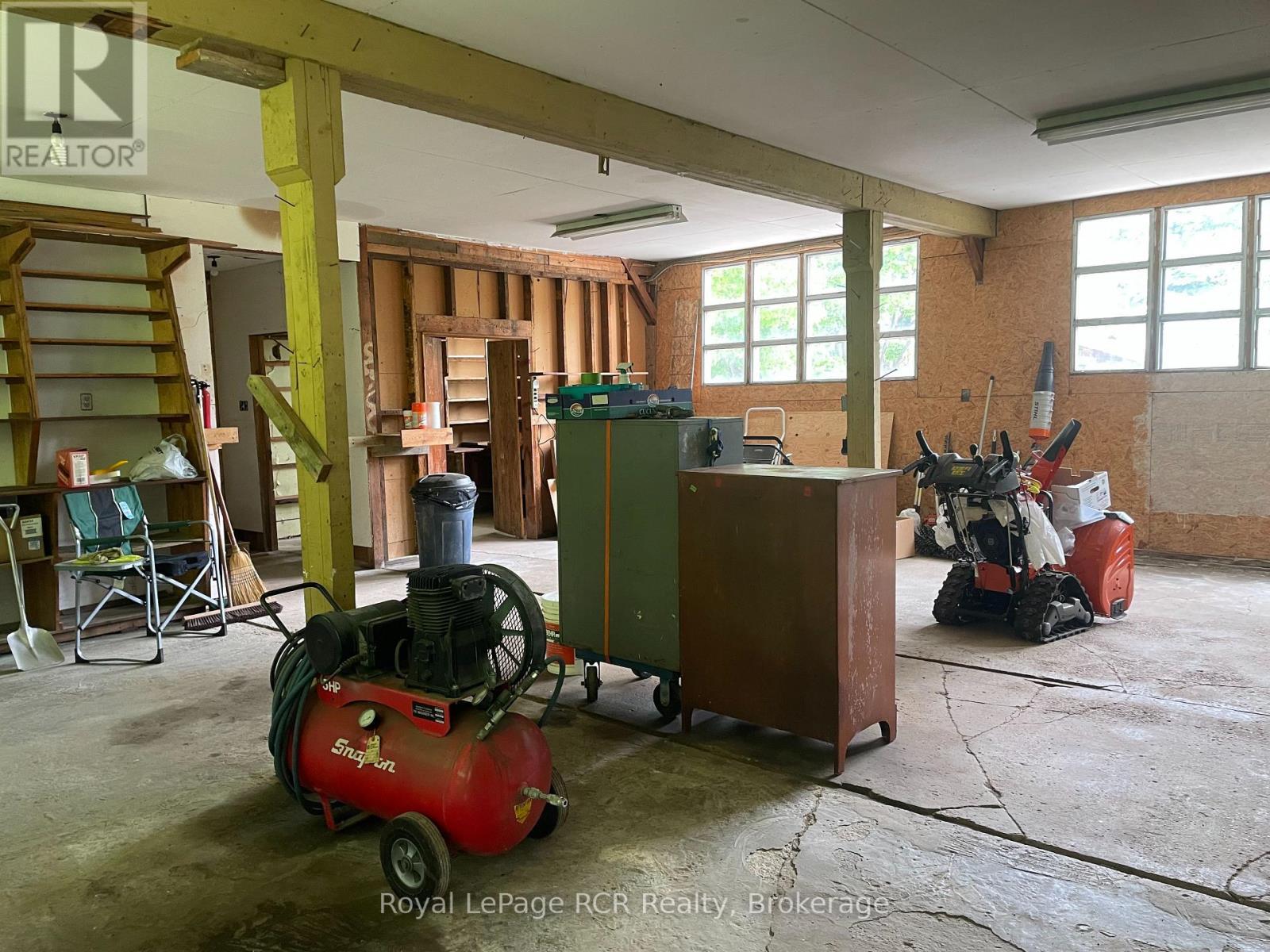 30 Sydenham Street, Grey Highlands, ON - Indoor