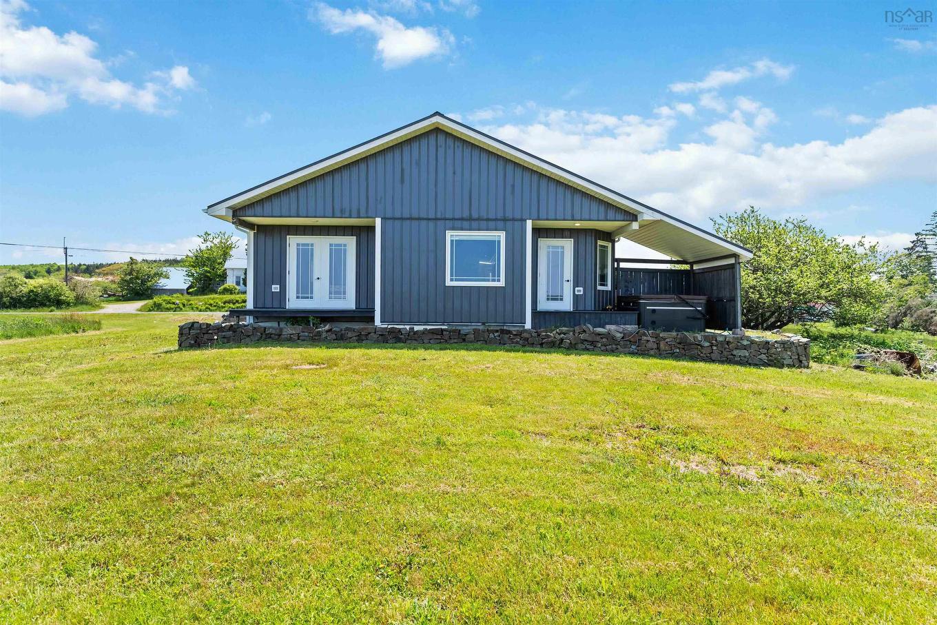 8779 Highway 101, Brighton, NS