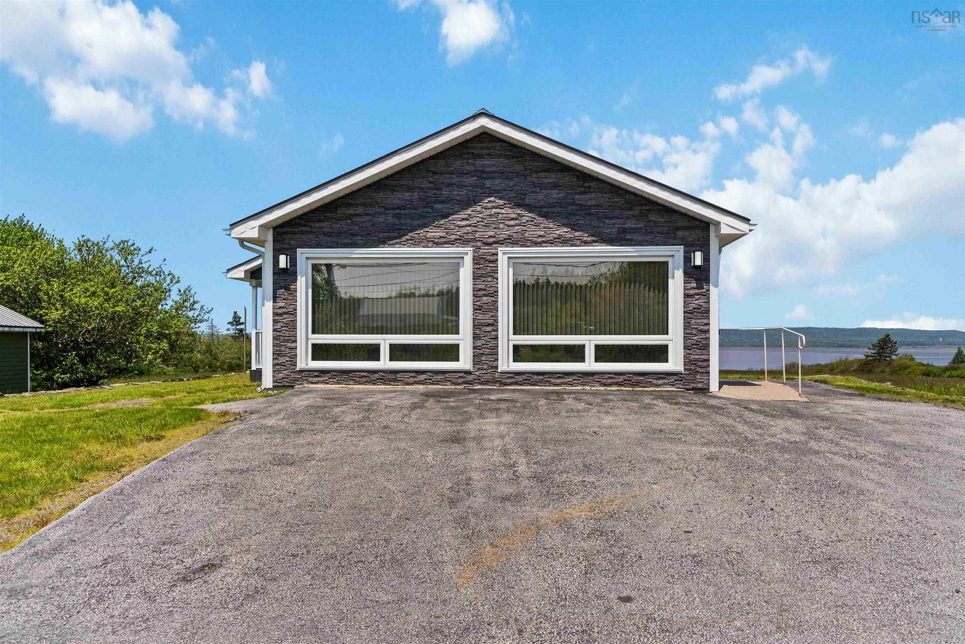 8779 Highway 101, Brighton, NS