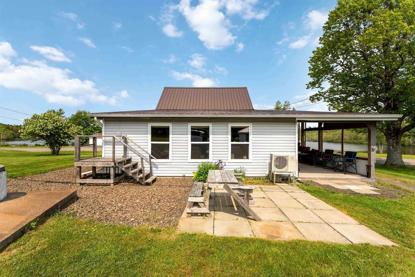 646 French Road, Plympton Station, NS