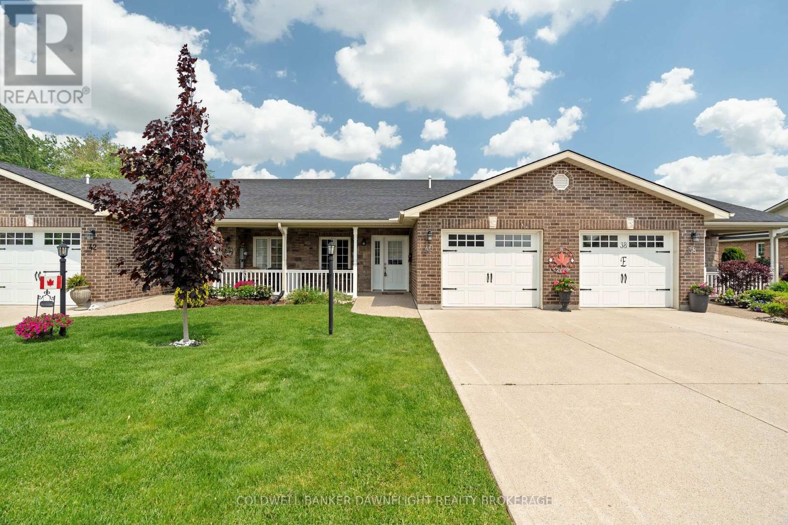 40 Devon Drive, South Huron (Exeter), ON - Outdoor With Deck Patio Veranda With Facade