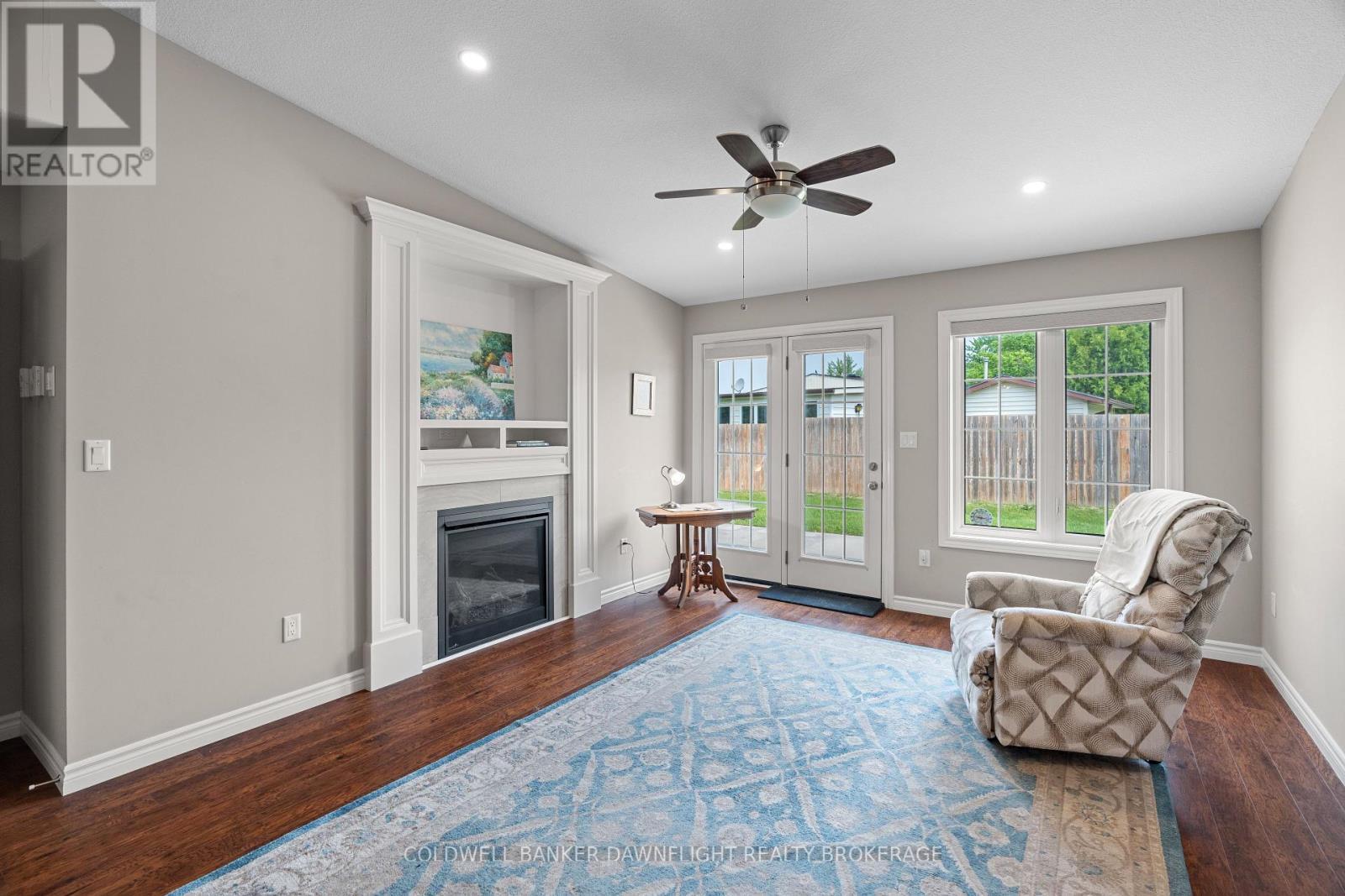 40 Devon Drive, South Huron (Exeter), ON - Indoor Photo Showing Living Room With Fireplace