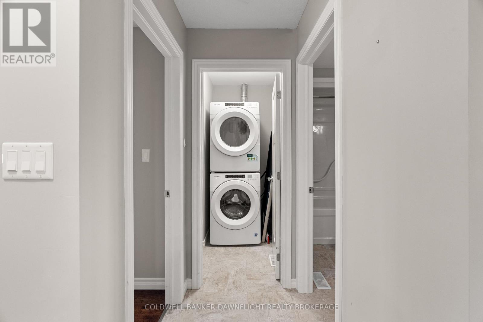 40 Devon Drive, South Huron (Exeter), ON - Indoor Photo Showing Laundry Room