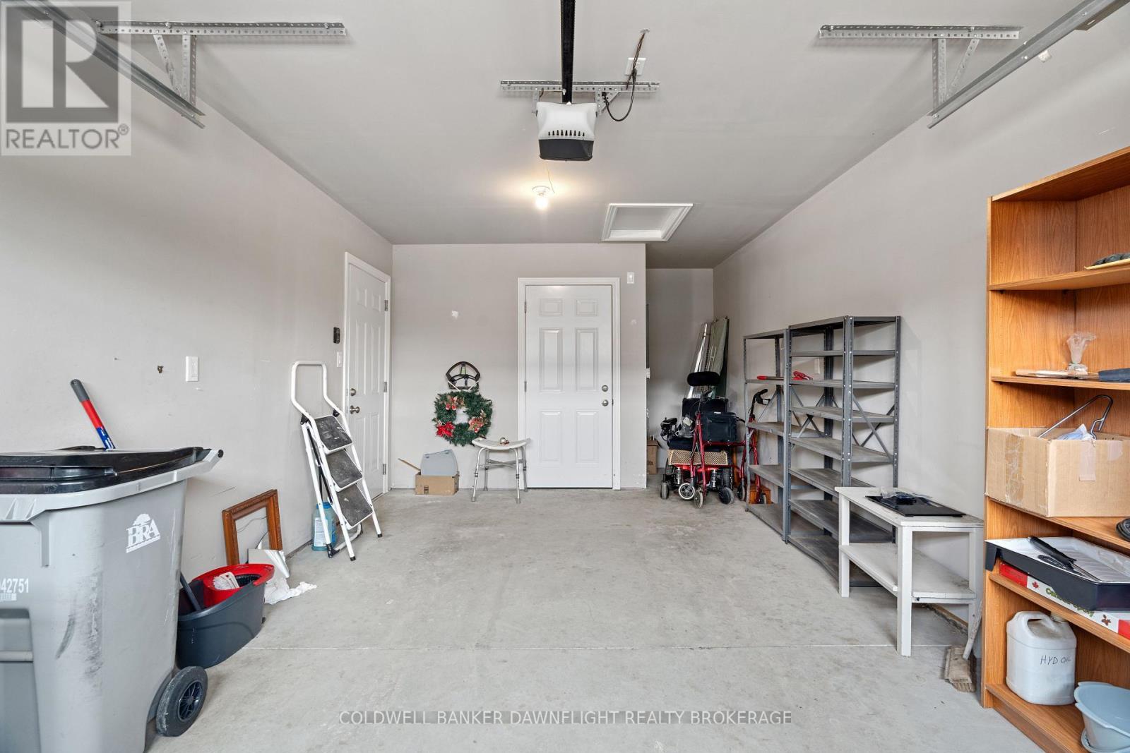 40 Devon Drive, South Huron (Exeter), ON - Indoor