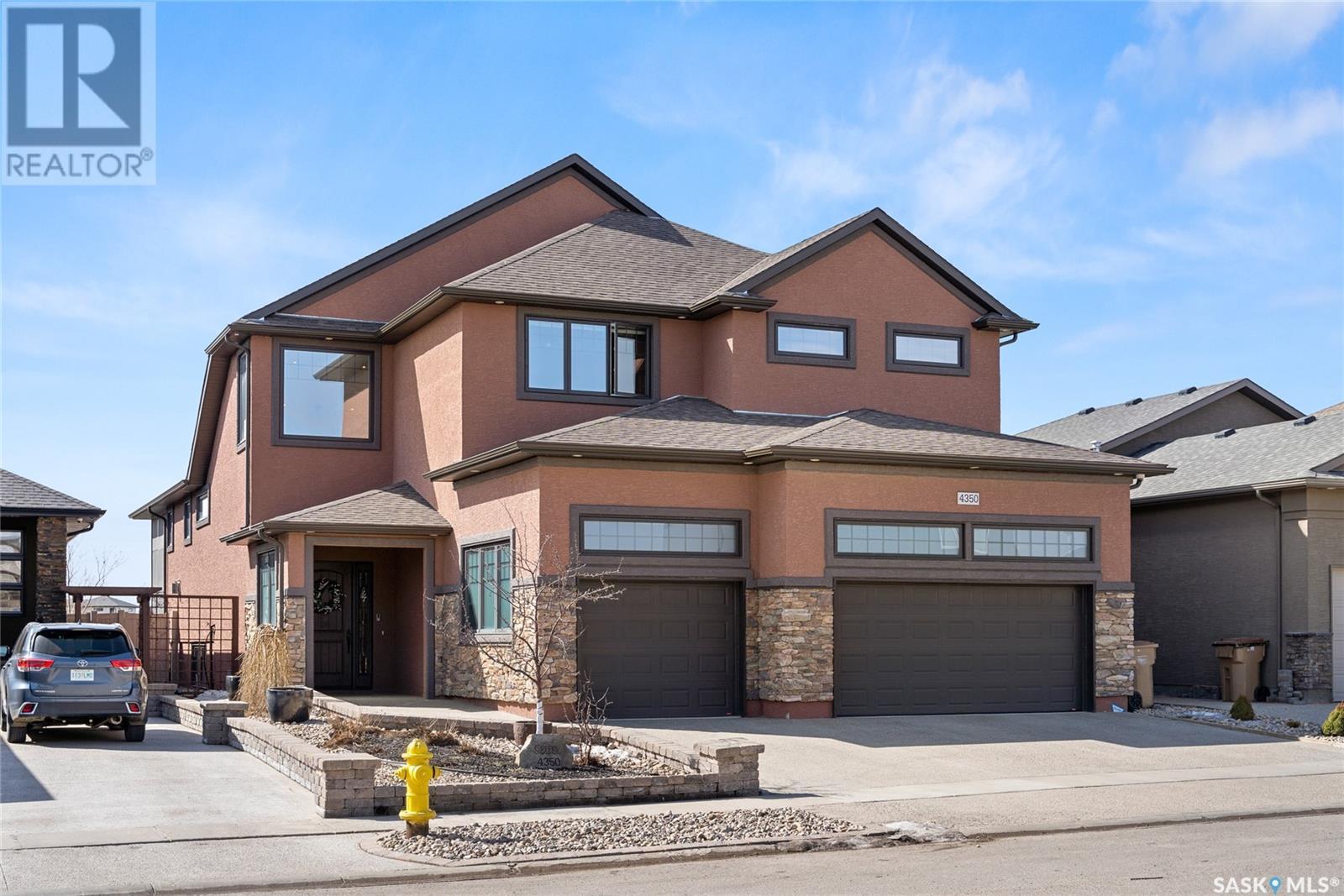 4350 Sandpiper Crescent E, Regina, SK - Outdoor With Facade