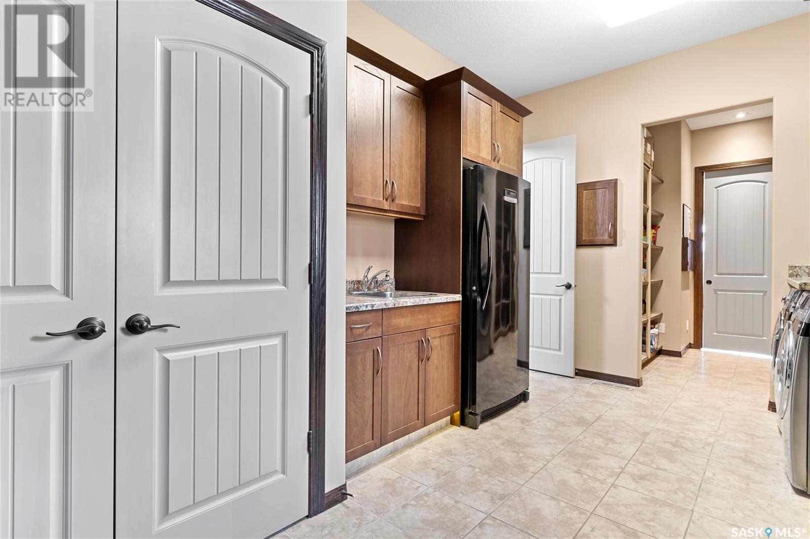 4350 Sandpiper Crescent E, Regina, SK - Indoor