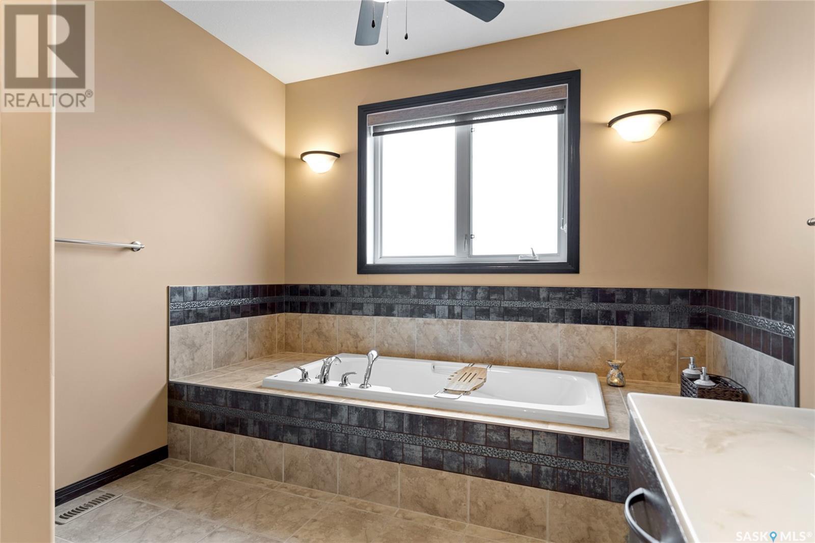 4350 Sandpiper Crescent E, Regina, SK - Indoor Photo Showing Bathroom