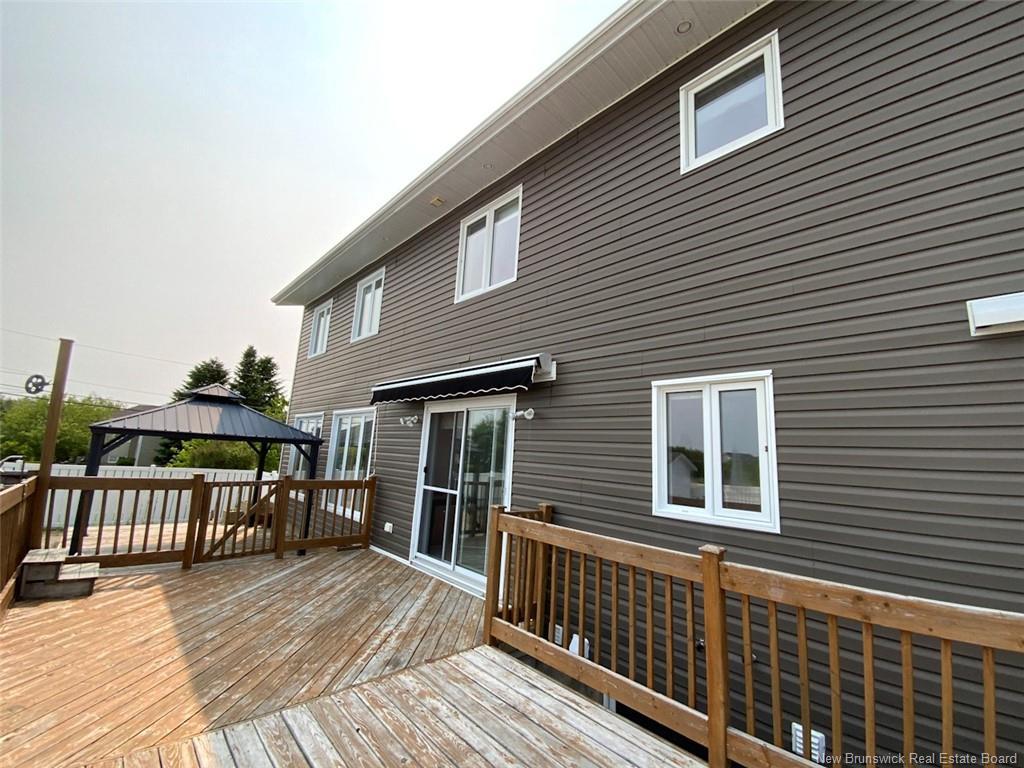 33 Thibaudeau Ave, Edmundston, NB