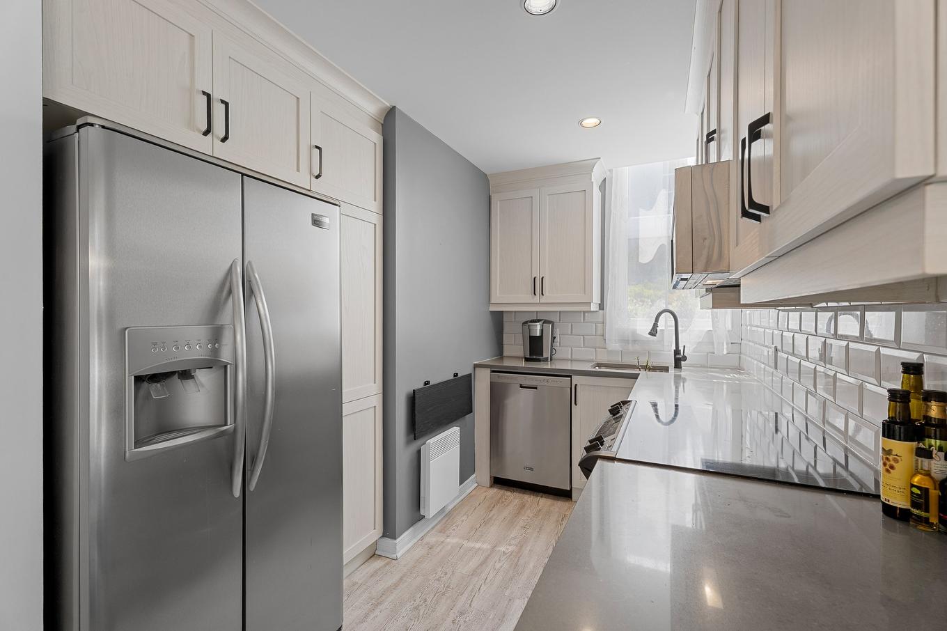 Kitchen - 602A Ch. Du Mont-Loup-Garou, Sainte-Adèle, QC - Indoor Photo Showing Kitchen