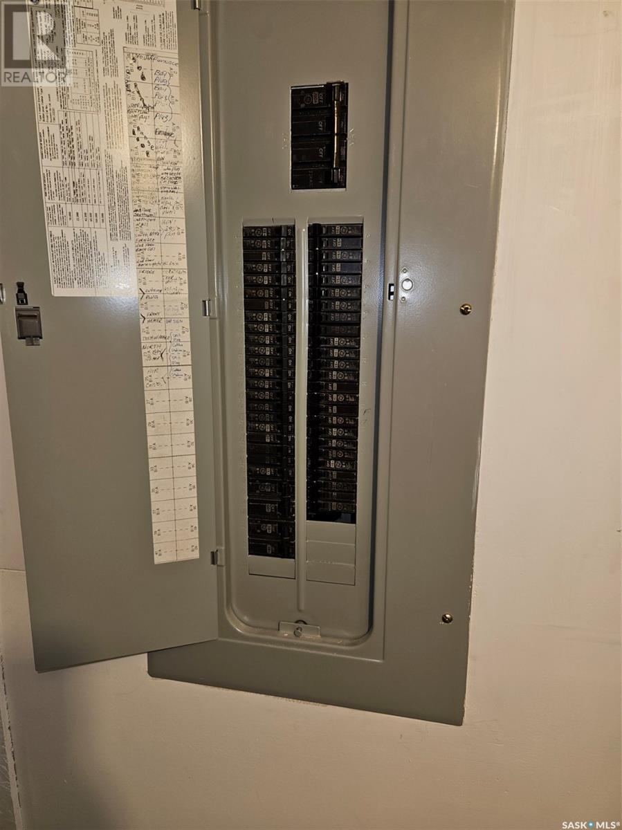 105 1St Avenue S, Leroy, SK