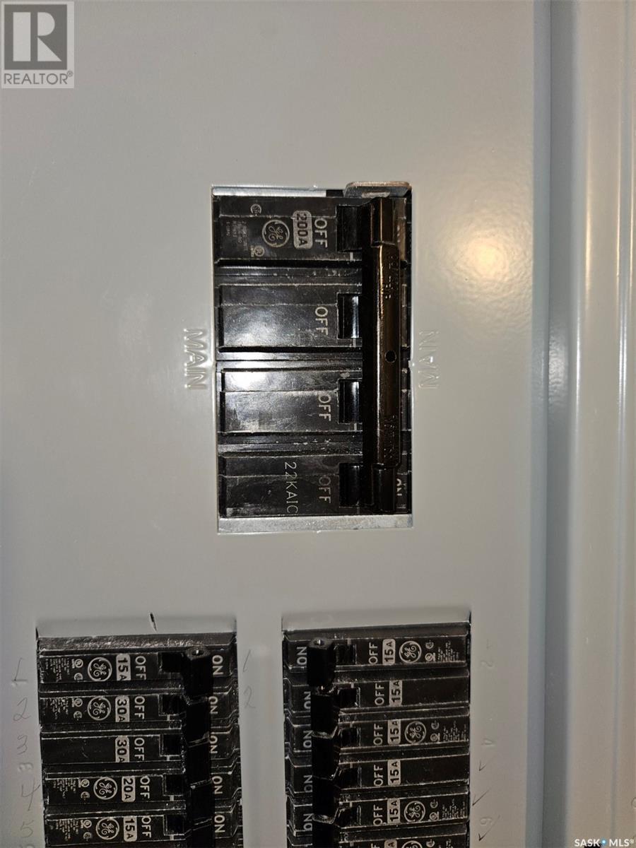 105 1St Avenue S, Leroy, SK