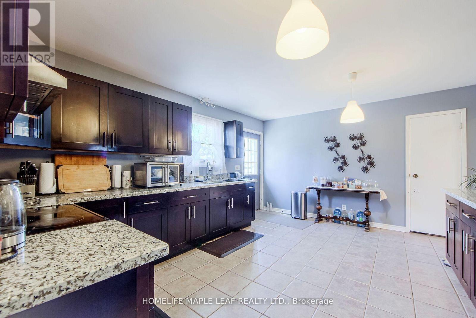 634026 Highway 10, Mono, ON