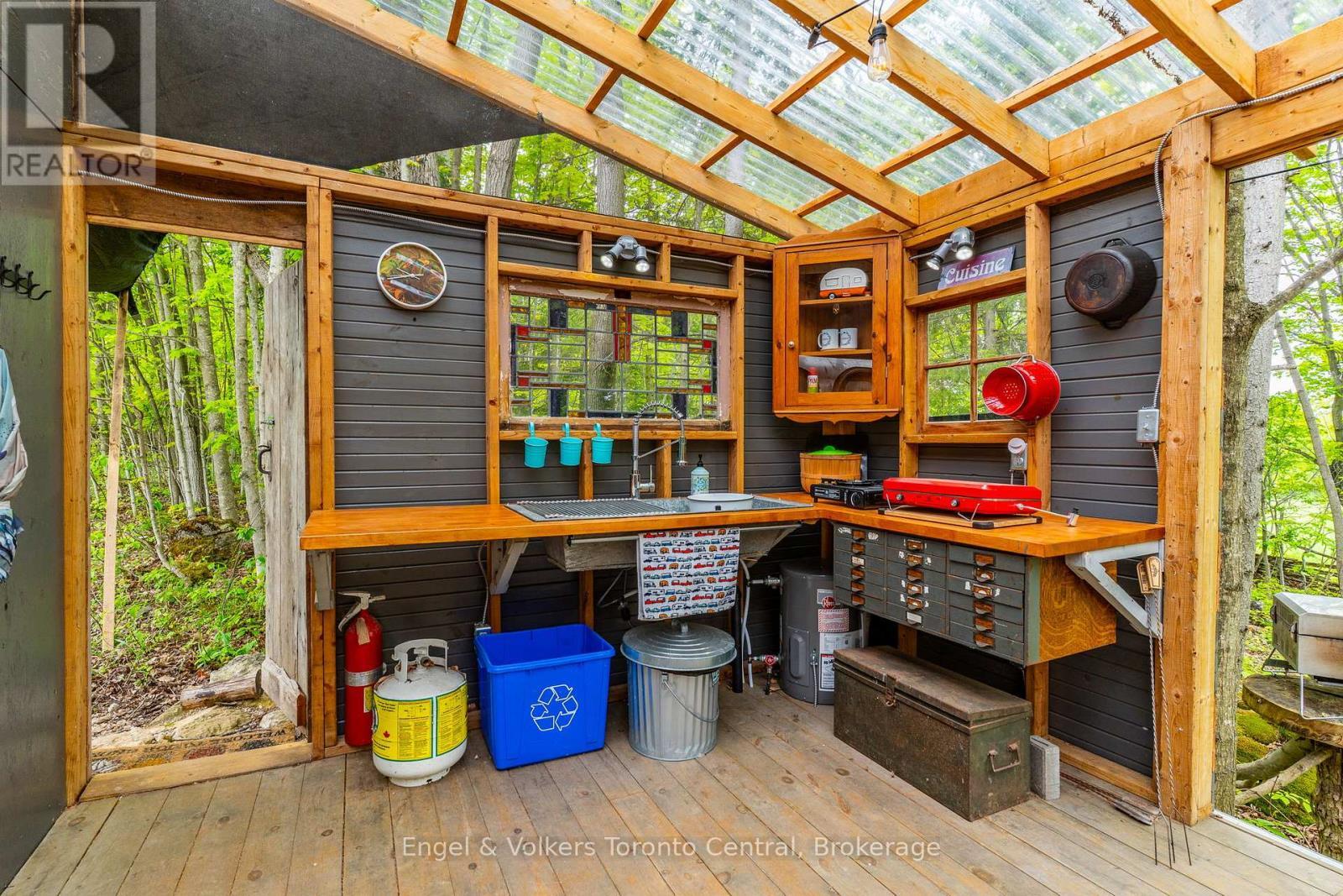 215588 Concession 4, Chatsworth, ON - Indoor