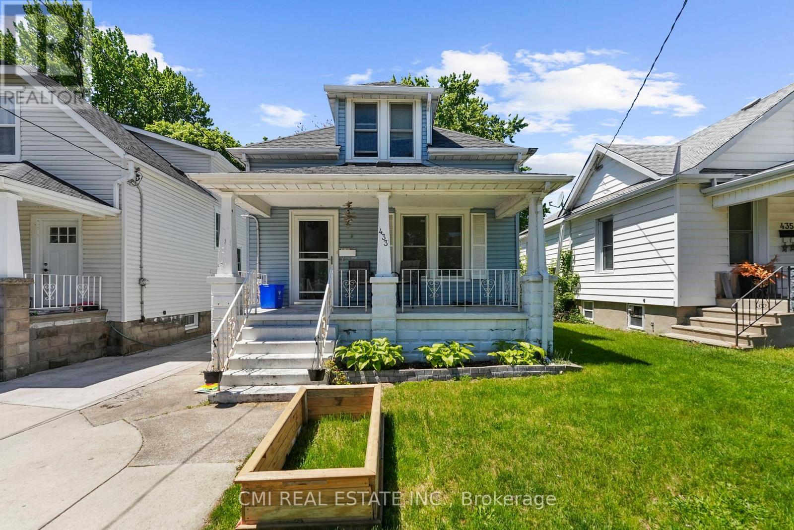 433 Lydia Street, Sarnia, ON - Outdoor With Deck Patio Veranda