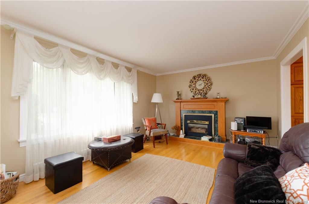 37 Gaston Cres, Moncton, NB