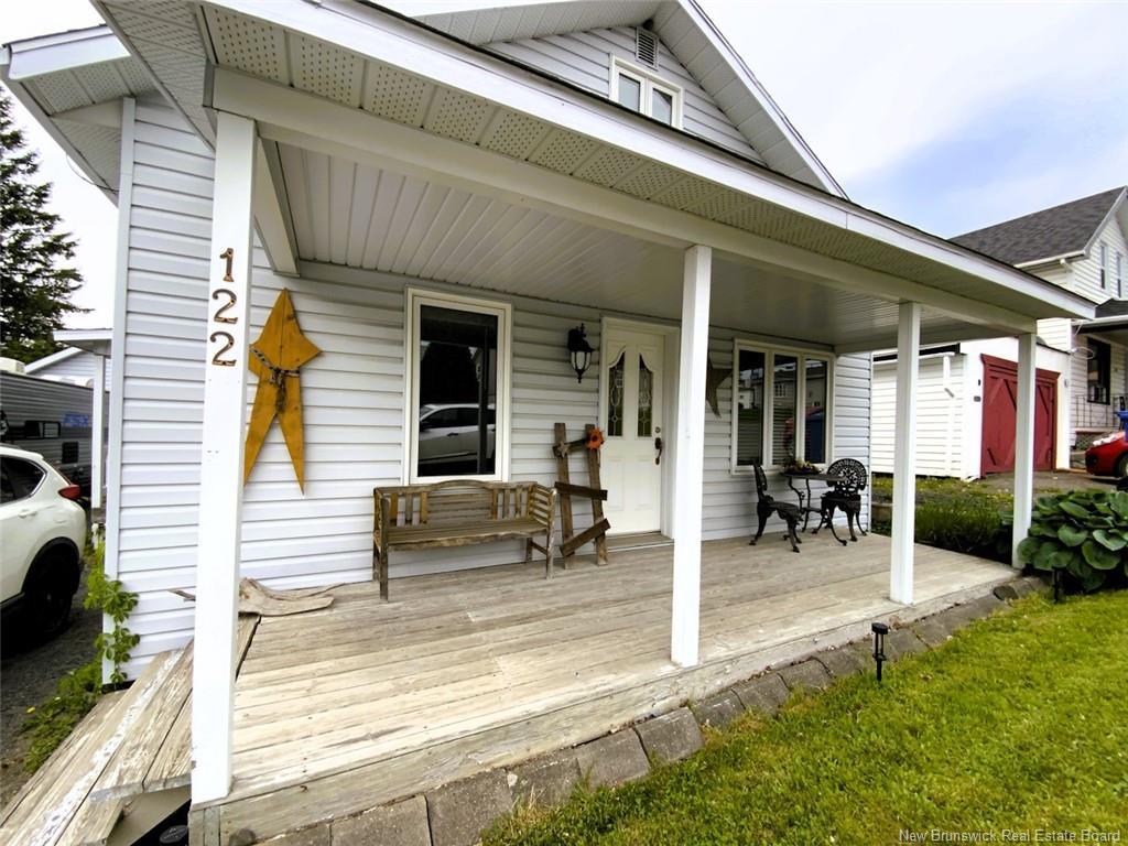 122 35E Ave, Edmundston, NB