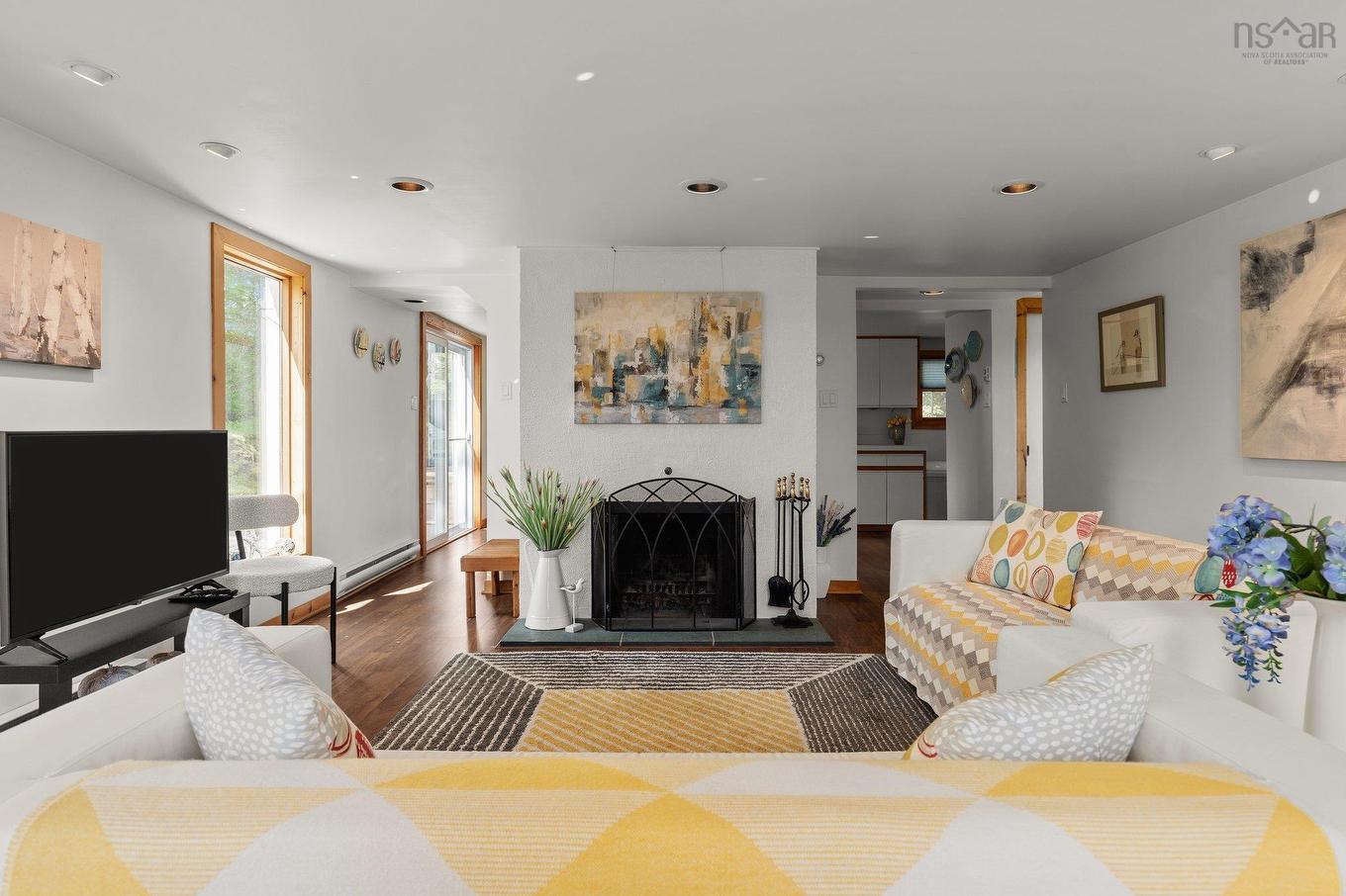 165 King Street, Chester, NS