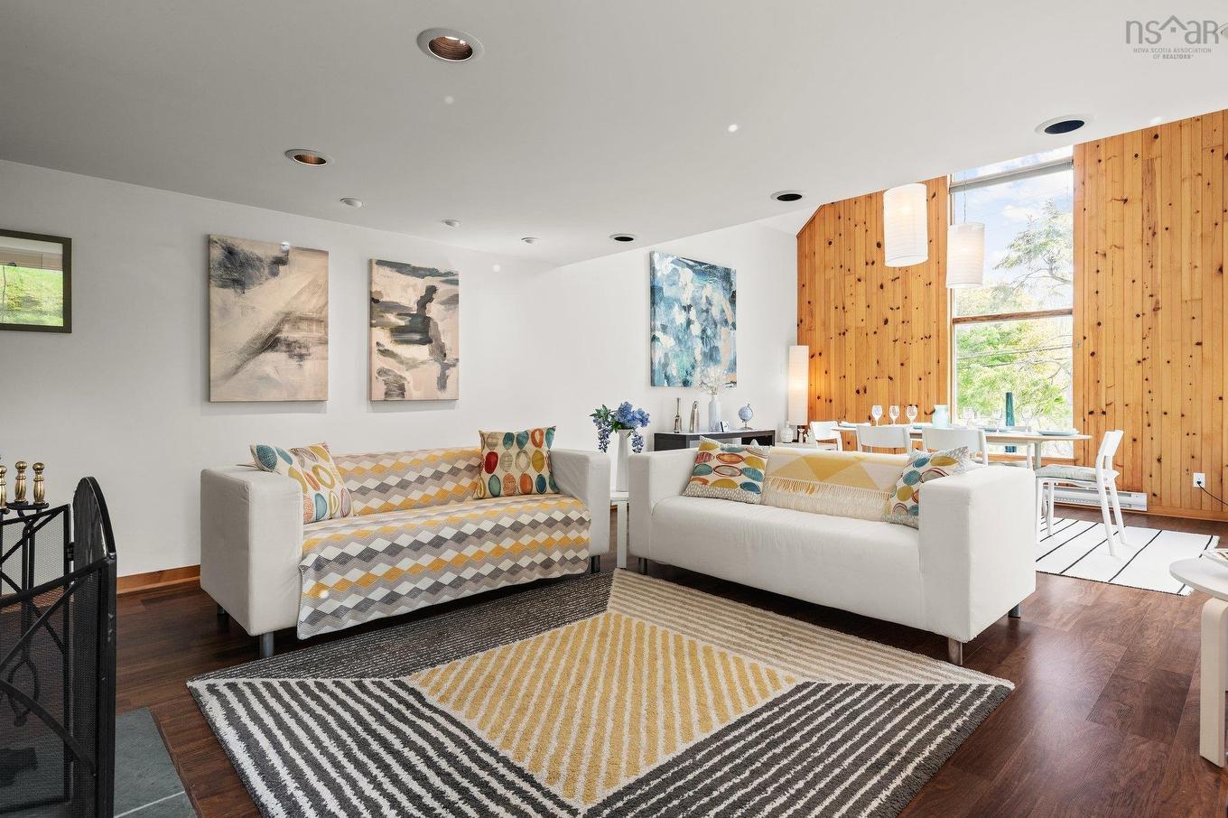 165 King Street, Chester, NS