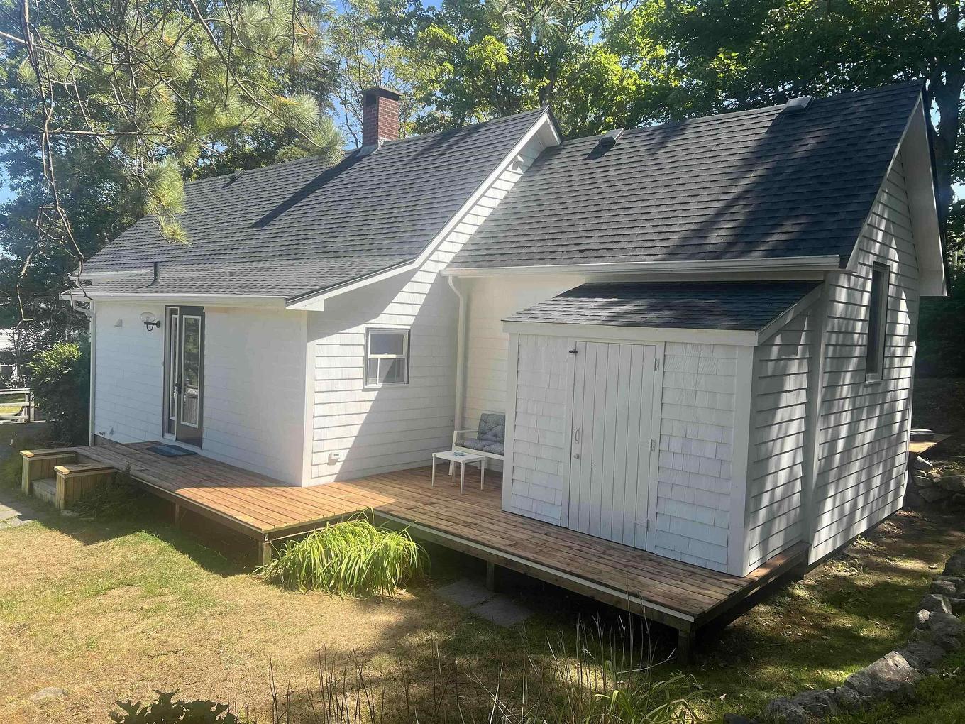 165 King Street, Chester, NS