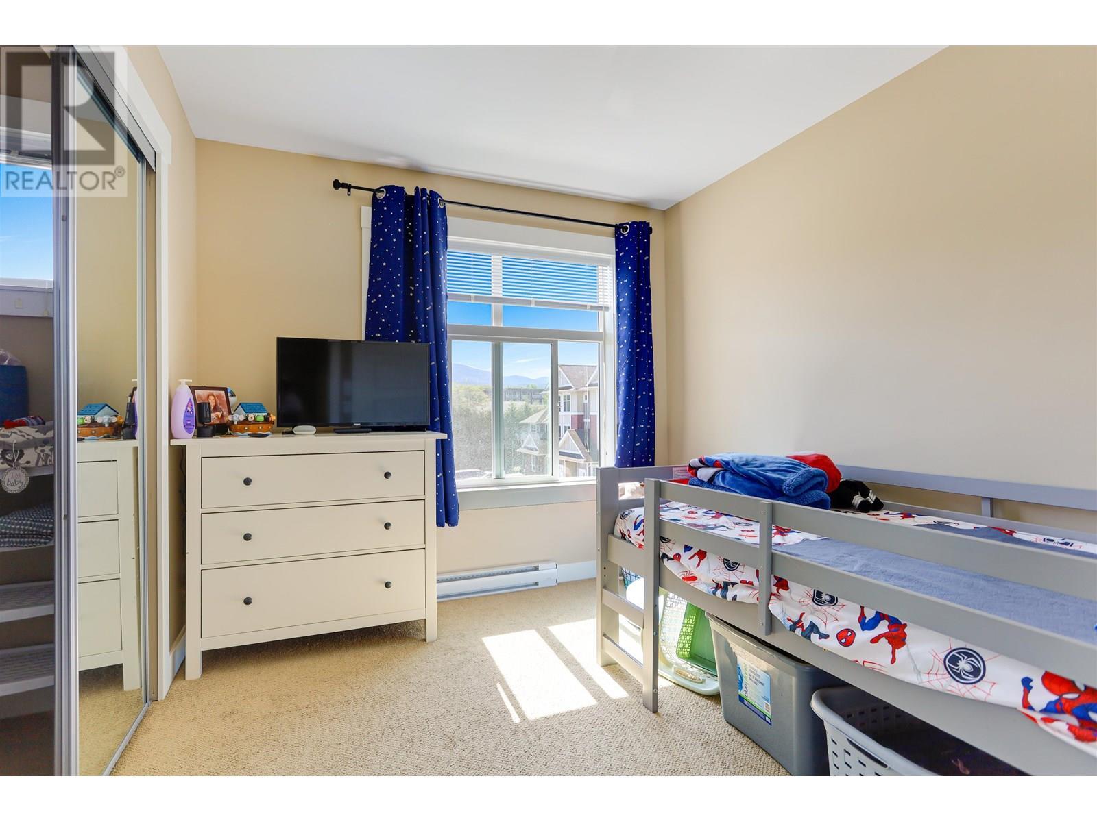 404 110 Baxter Avenue, Kitimat, BC - Indoor Photo Showing Bedroom