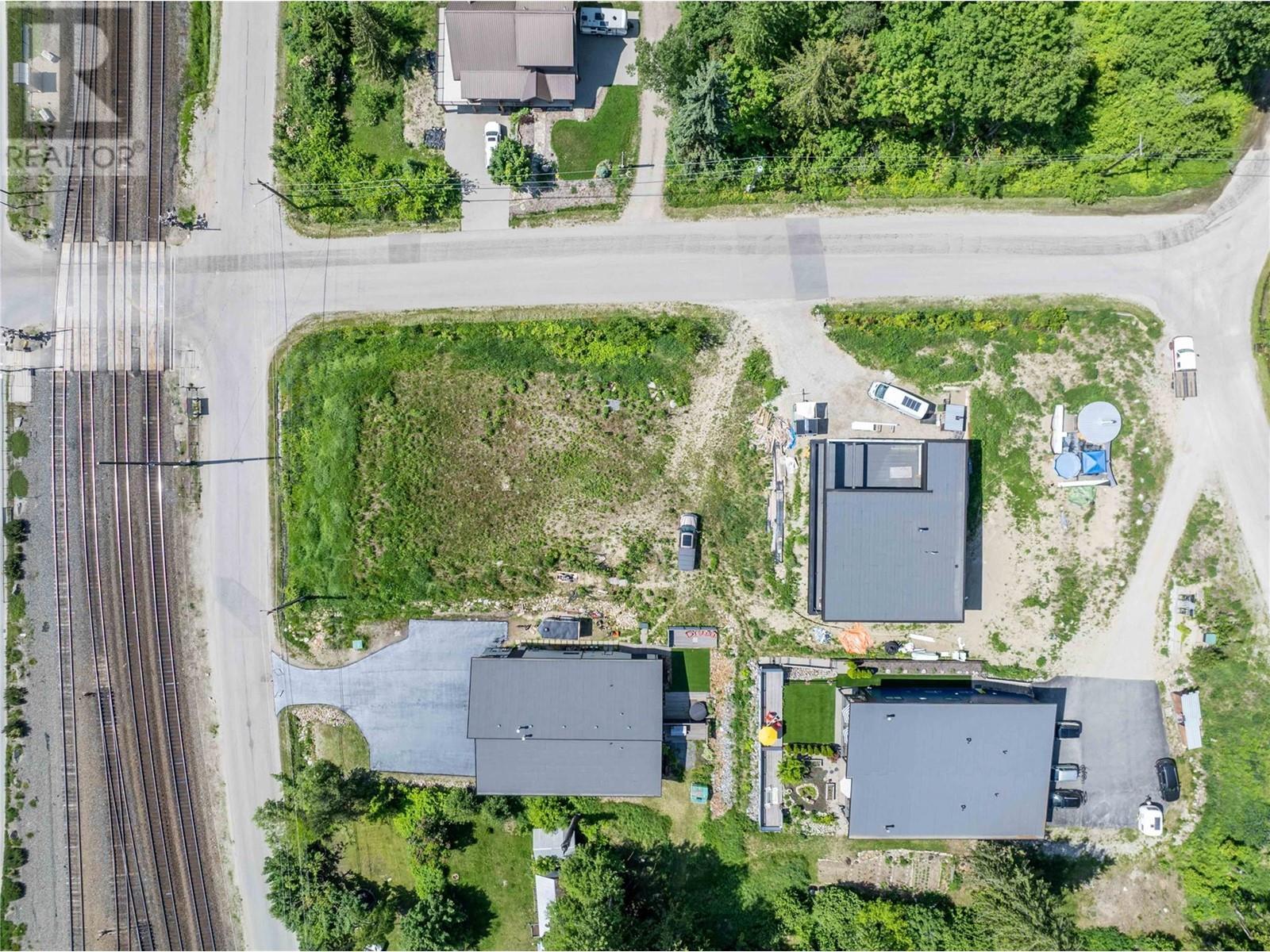 98 Track Street, Revelstoke, BC