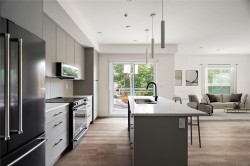 B307-1102 Esquimalt Rd Esquimalt, BC V9A 6A1