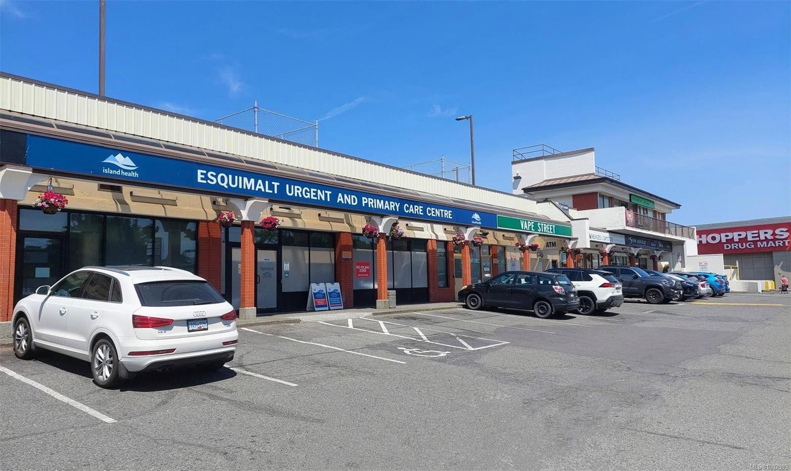 C-880 Esquimalt Rd, Esquimalt, BC