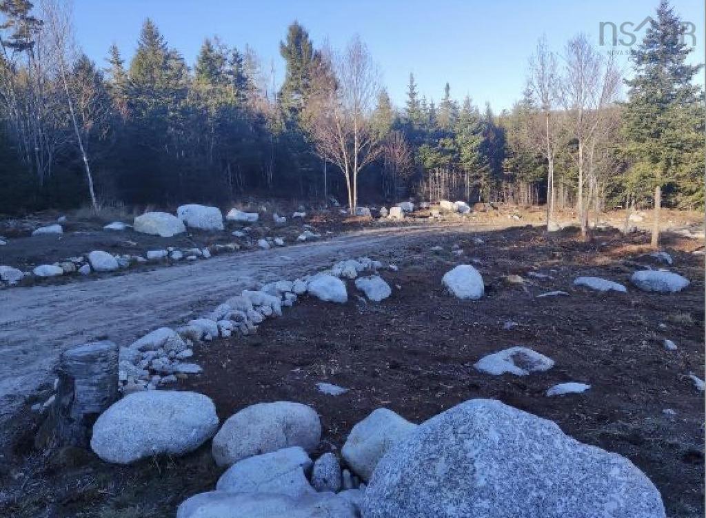 Lot No 3 Highway, Queensland, NS