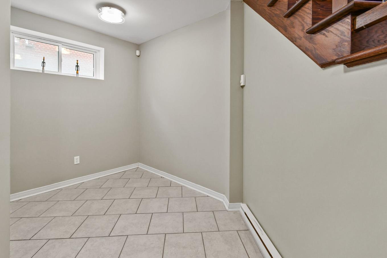 Passageway - 3390 Grande Allée, Longueuil (Saint-Hubert), QC - Indoor Photo Showing Other Room