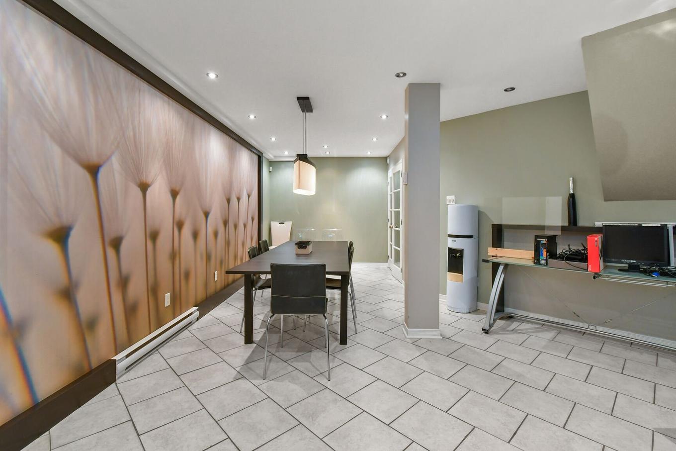 Conference room - 3390 Grande Allée, Longueuil (Saint-Hubert), QC - Indoor Photo Showing Other Room