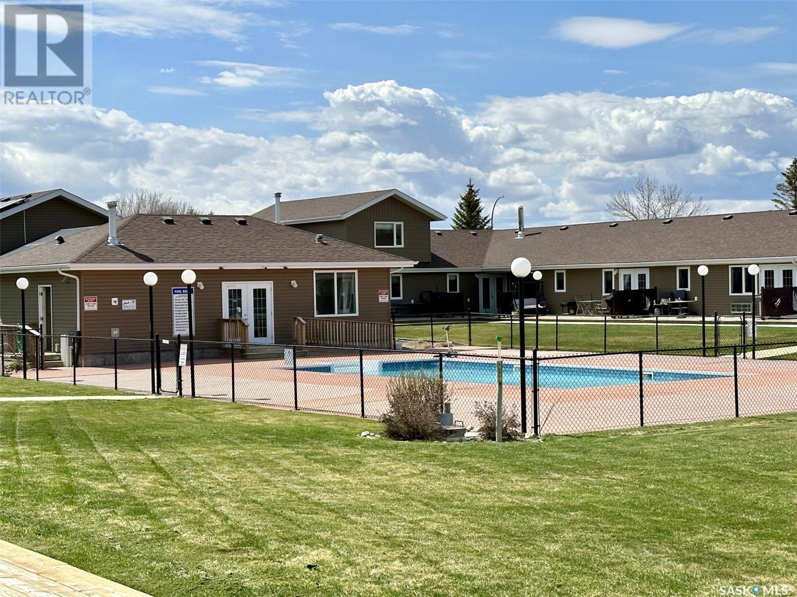 15 1250 Aaro Avenue, Elbow, SK - Outdoor With In Ground Pool