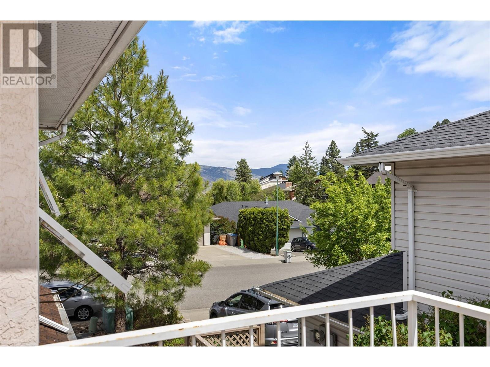 587 Monarch Drive, Kamloops, BC - Outdoor