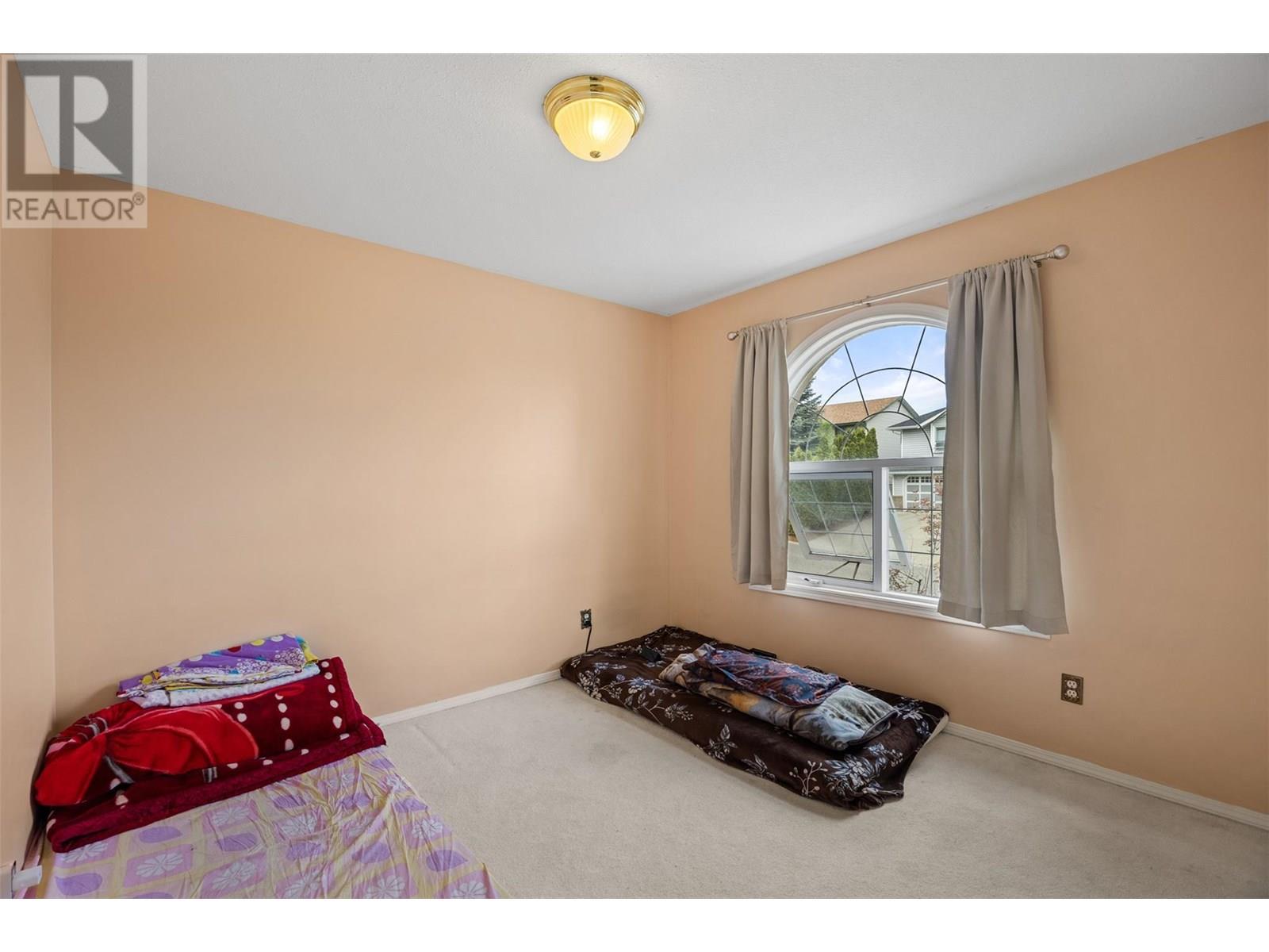 587 Monarch Drive, Kamloops, BC - Indoor