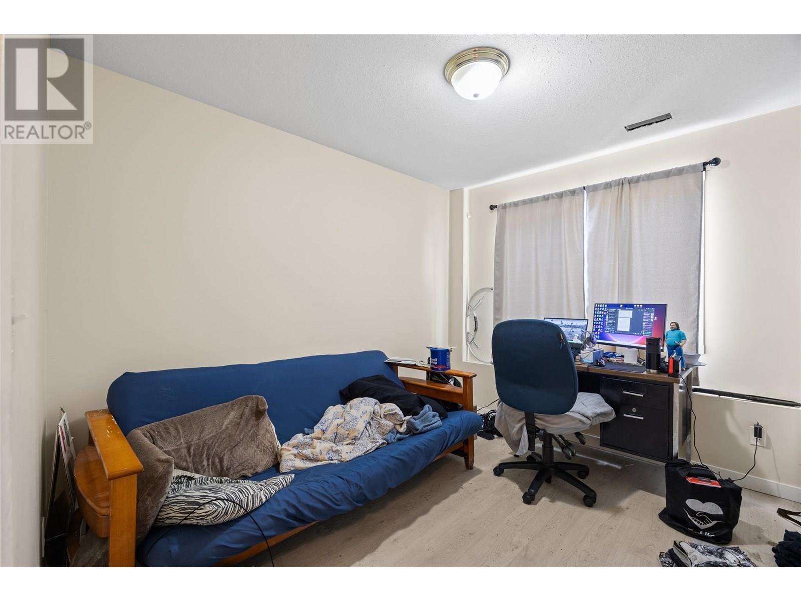 587 Monarch Drive, Kamloops, BC - Indoor