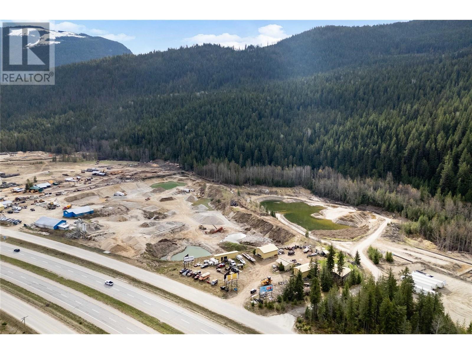 3354 Oxbow Frontage Road, Malakwa, BC - Outdoor With View