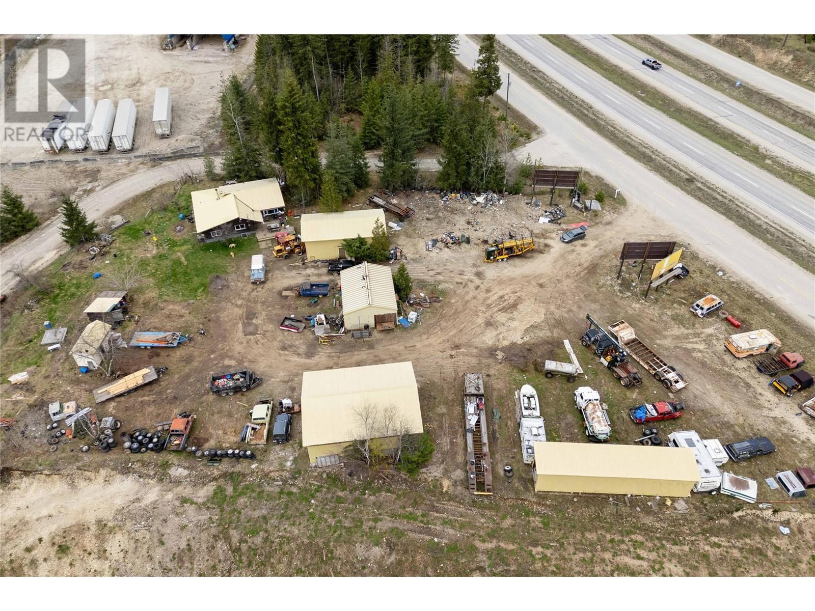 3354 Oxbow Frontage Road, Malakwa, BC - With View