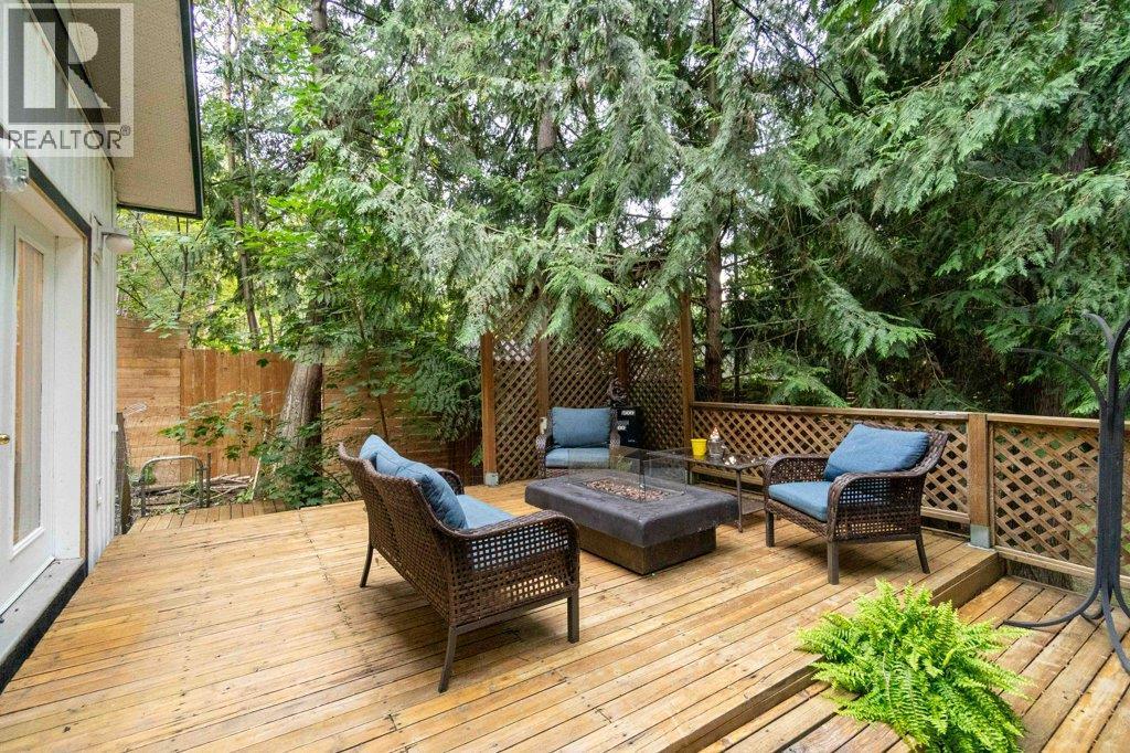 9048 Hummingbird Drive, Swansea Point, BC - Outdoor With Deck Patio Veranda With Exterior